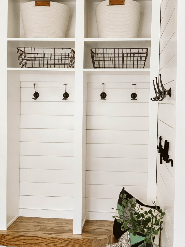 modern farmhouse mudroom laundry room