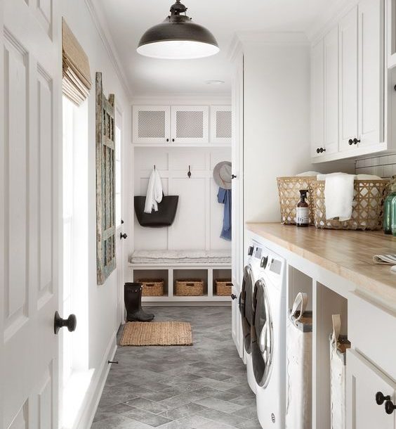 modern farmhouse entryway