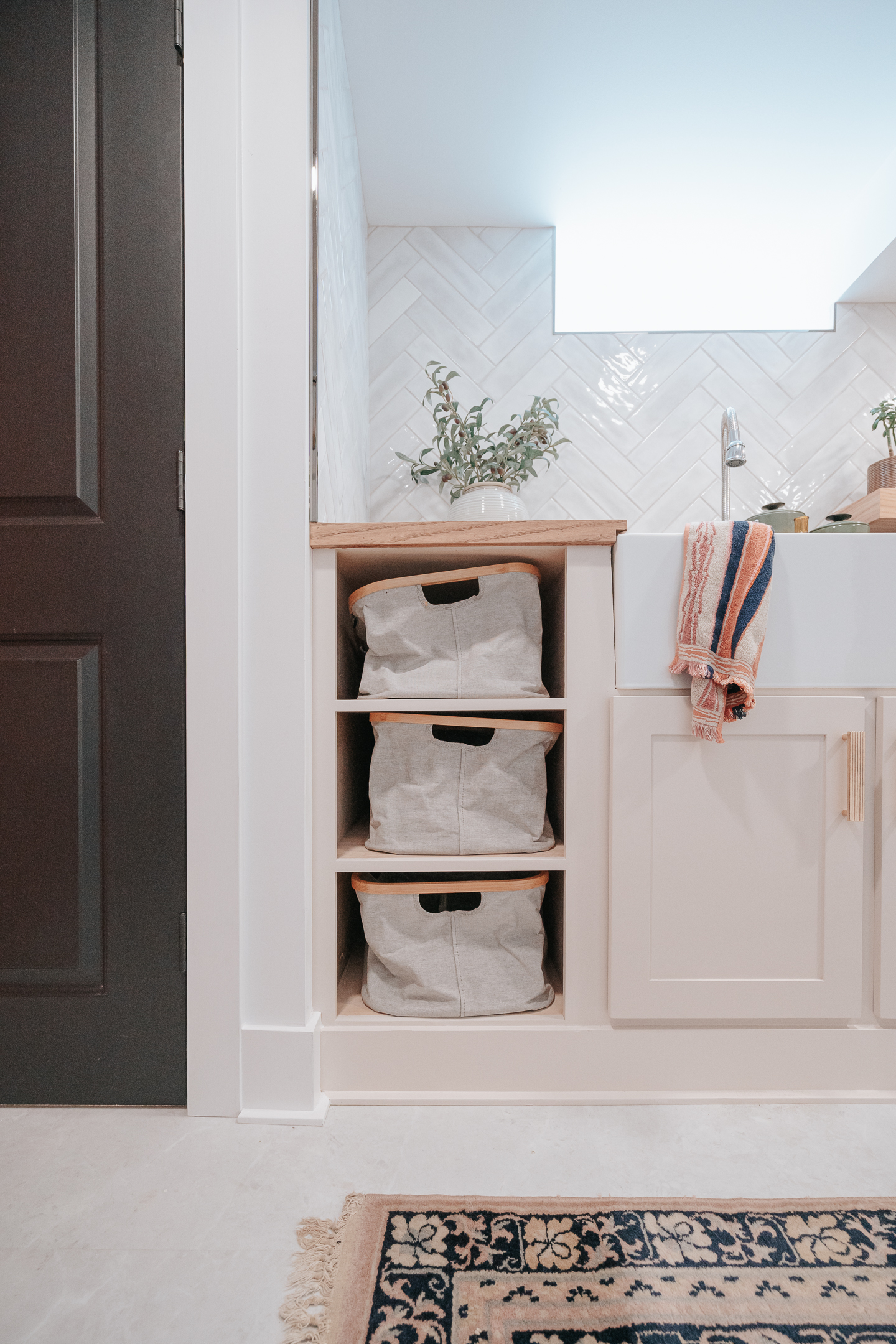 OUR TOP 6 TIPS FOR A TRULY FUNCTIONAL BASEMENT LAUNDRY ROOM image 2